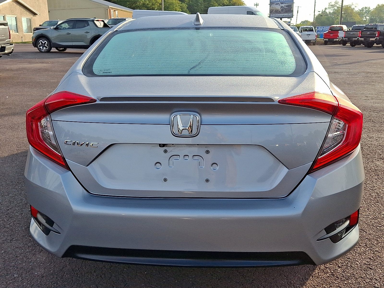 Used 2017 Honda Civic EX-T image 9