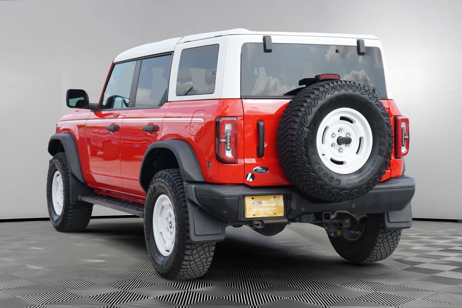 Certified 2023 Ford Bronco Heritage Edition AWD/4WD image 6