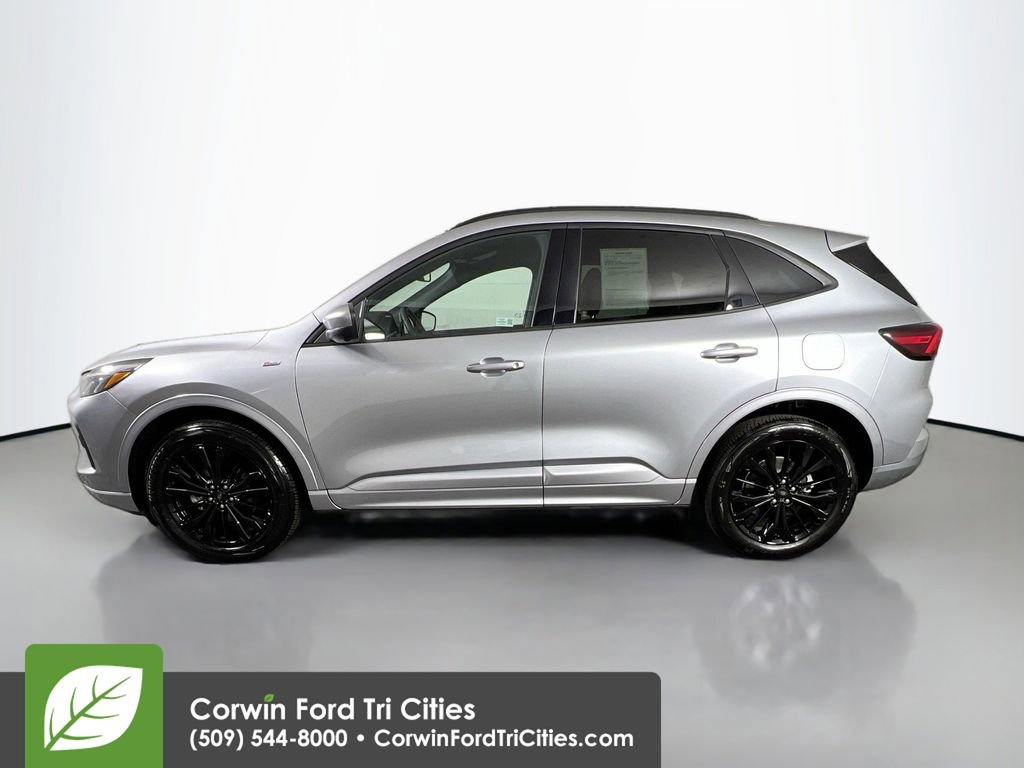 Certified 2024 Ford Escape ST-Line Elite w/ Class II Trailer Tow Package image 6