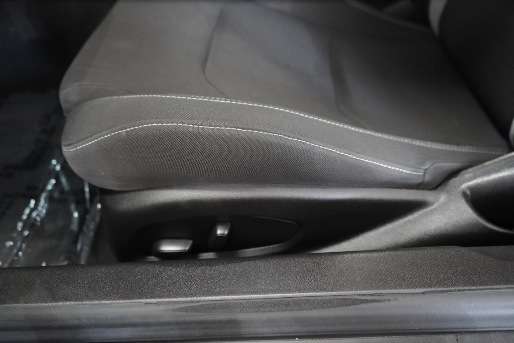 Used 2023 Chevrolet Camaro LT w/ RS Package RWD image 18