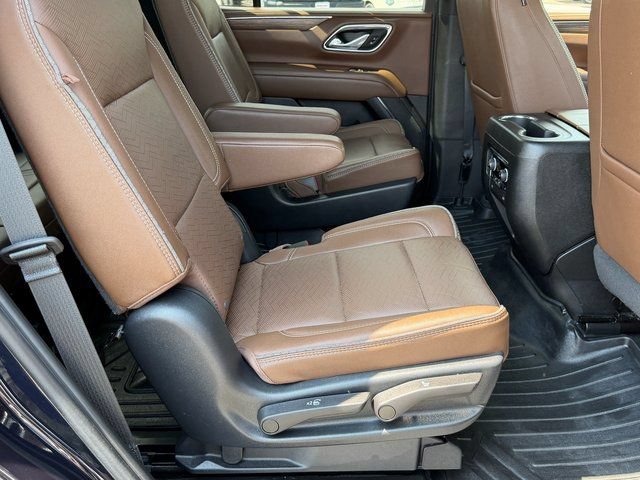 Used 2023 Chevrolet Tahoe High Country AWD/4WD image 35