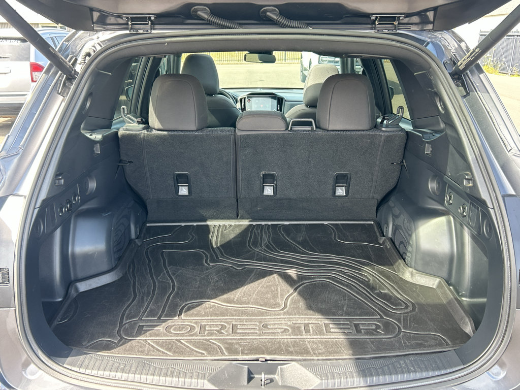Used 2026 Subaru Forester Premium AWD/4WD image 34