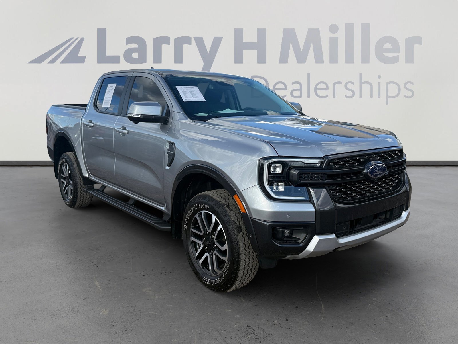 Certified 2024 Ford Ranger Lariat w/ FX4 Off-Road Package image 7