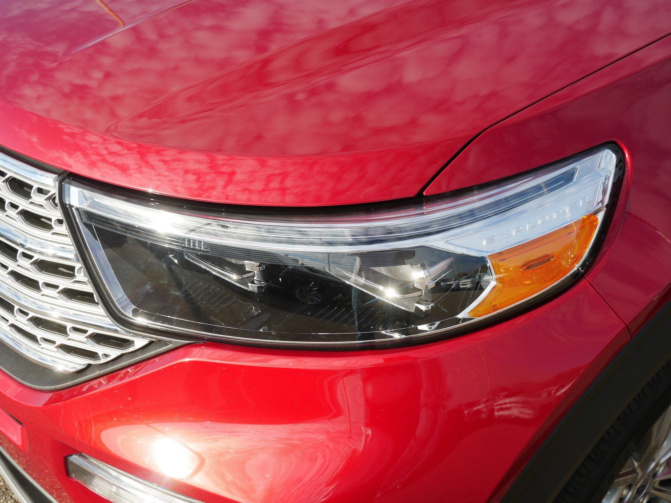 Certified 2022 Ford Explorer Limited w/ Equipment Group 301A image 16