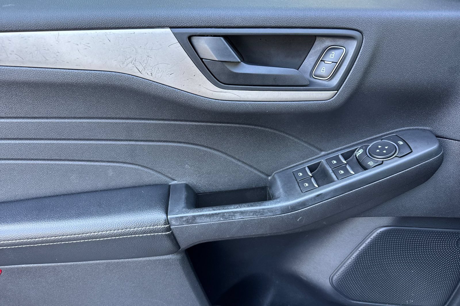 Certified 2022 Ford Escape S FWD image 12
