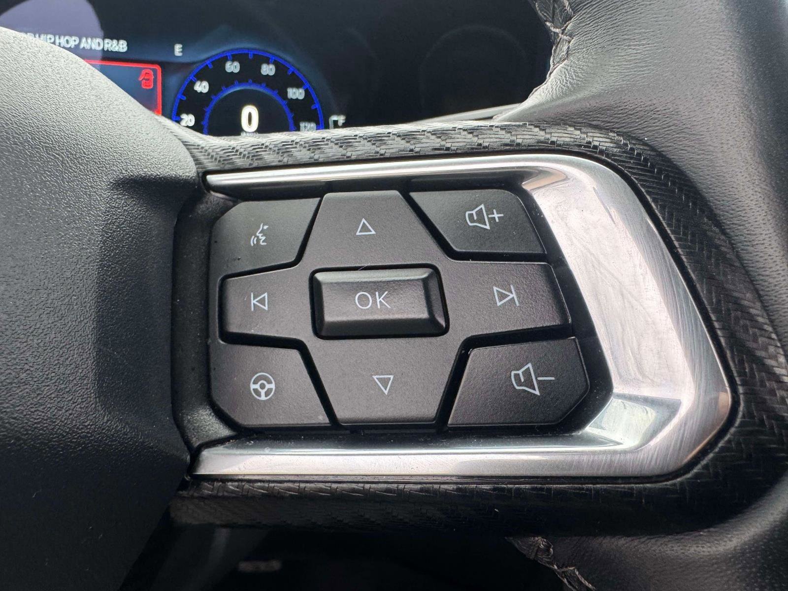 Certified 2025 Ford Mustang Premium image 23