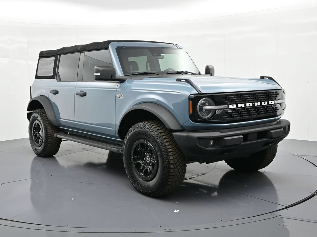 Certified 2022 Ford Bronco Wildtrak AWD/4WD image 4