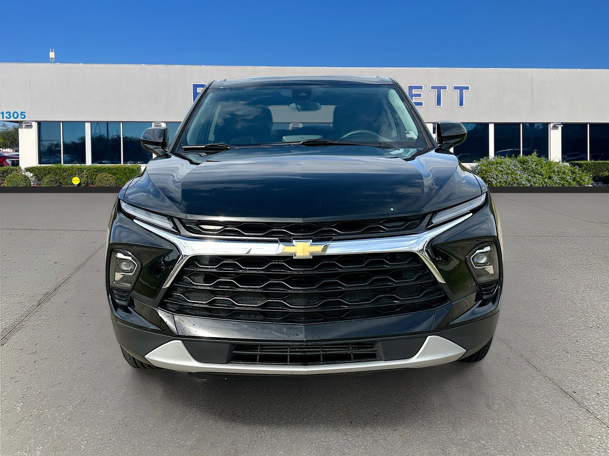 Used 2023 Chevrolet Blazer LT image 8