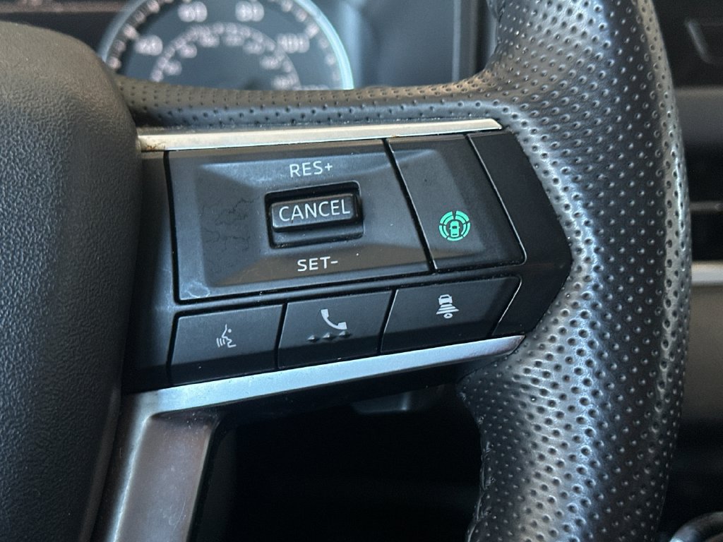 Used 2025 Mitsubishi Outlander SE FWD image 26