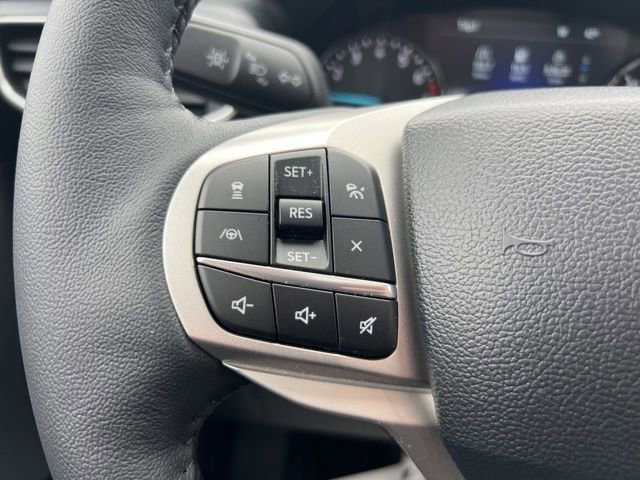Certified 2024 Ford Explorer XLT w/ Equipment Group 202A image 10