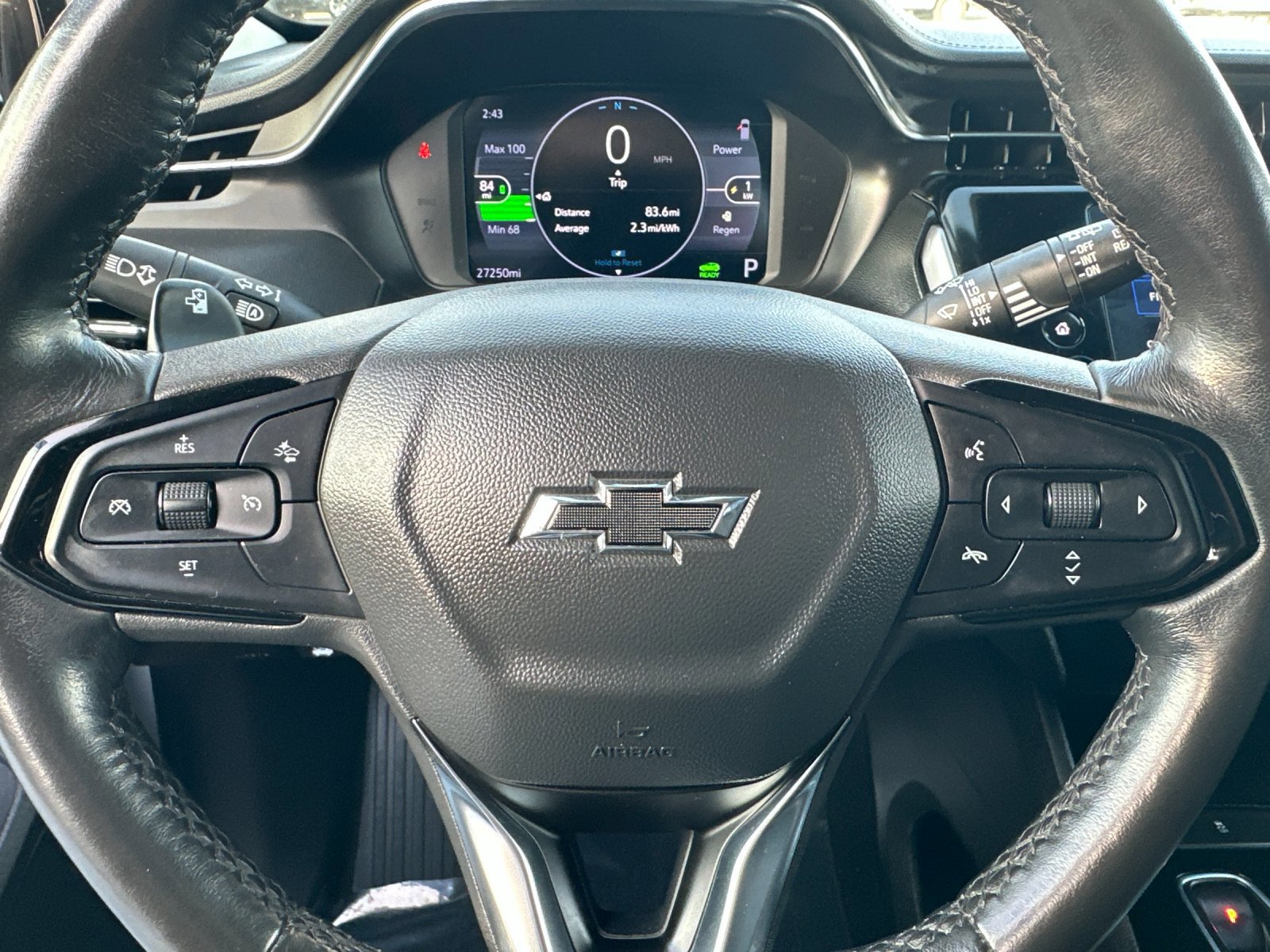 Used 2022 Chevrolet Bolt EUV LT w/ Comfort Package image 23