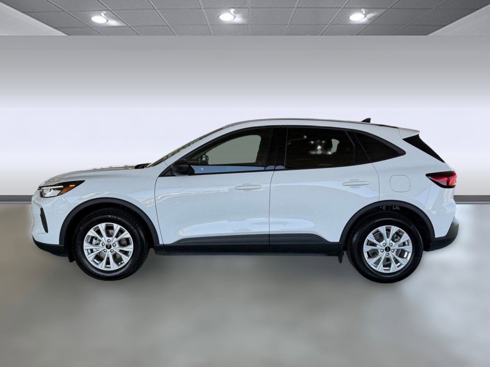 Certified 2025 Ford Escape Active FWD image 2