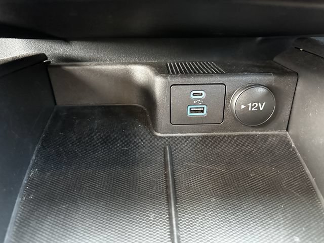 Certified 2023 Ford Escape Active AWD/4WD image 25