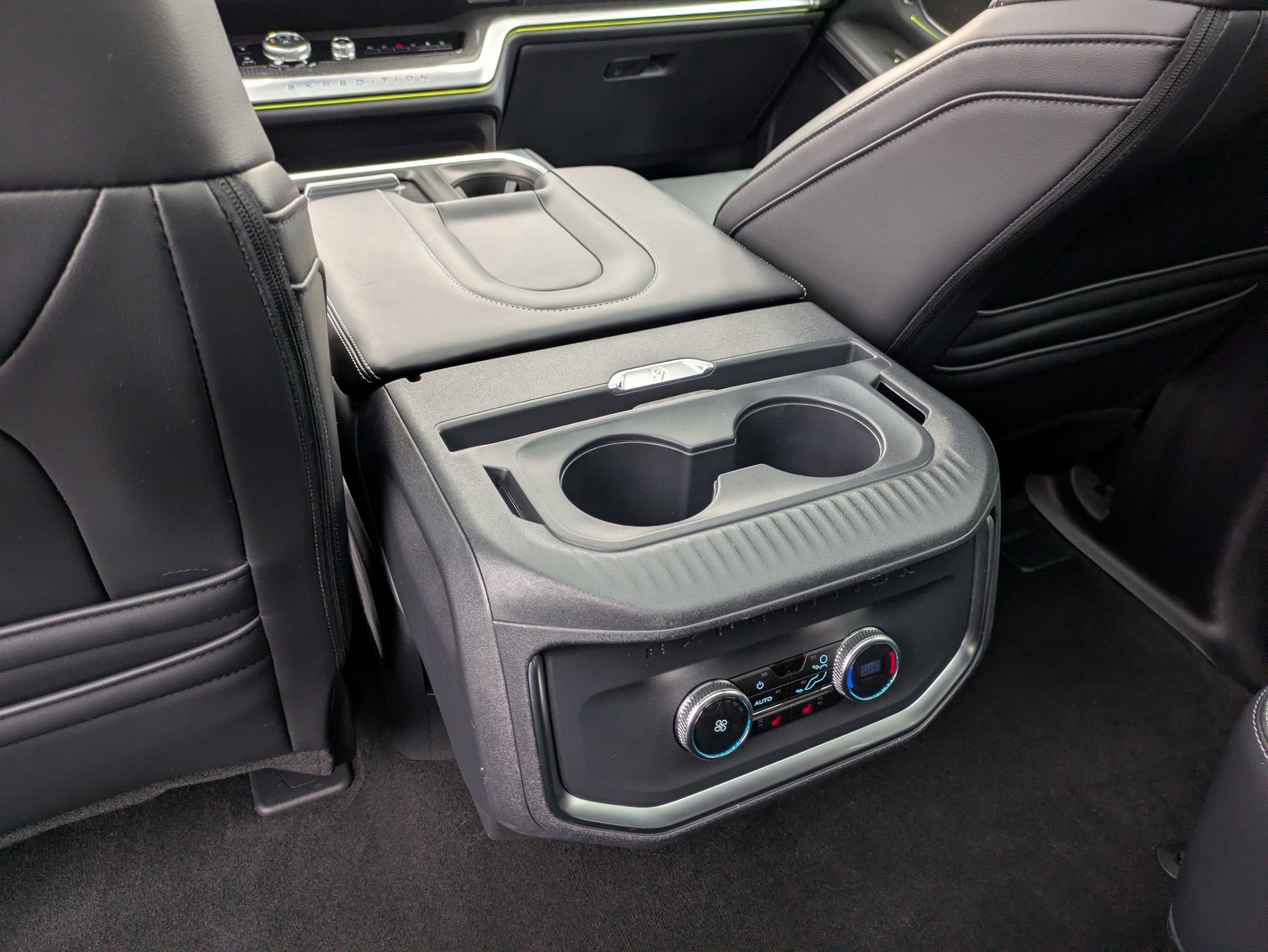 Certified 2025 Ford Expedition Platinum w/ Stealth Performance Package image 30