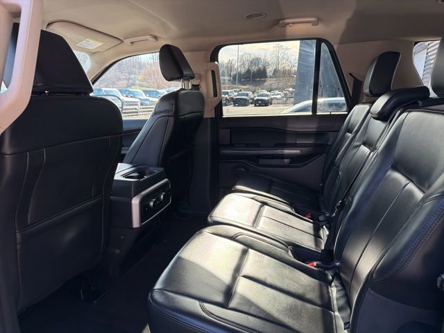 Certified 2024 Ford Expedition Max XLT image 16