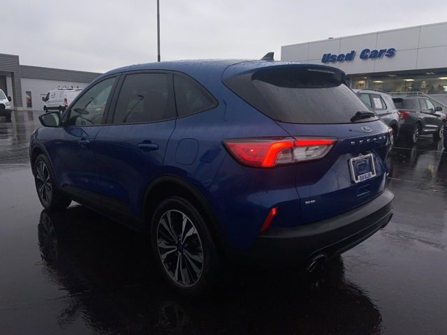 Certified 2022 Ford Escape SE w/ SE Sport Appearance Package image 5