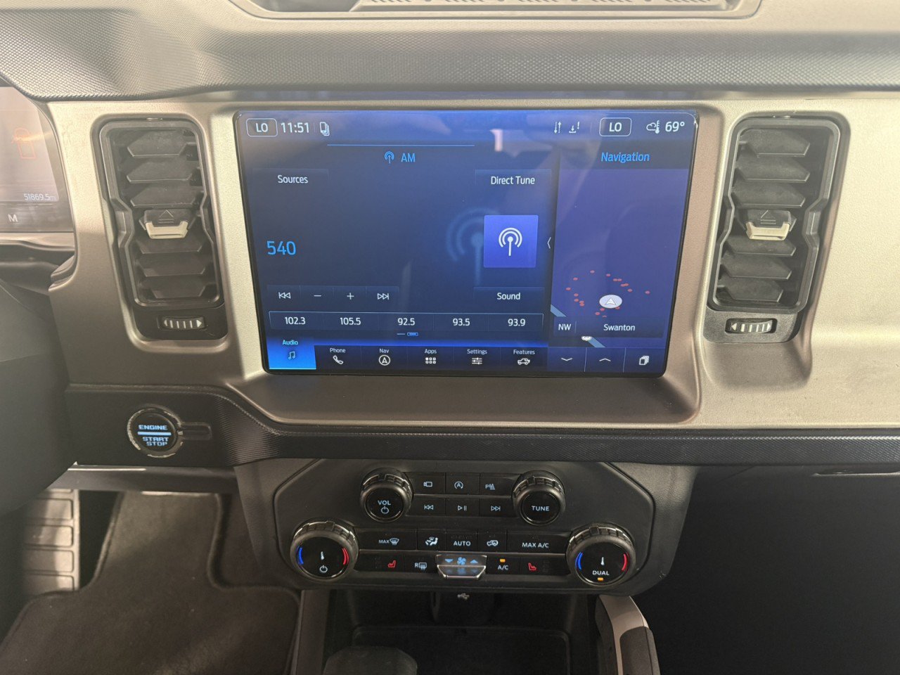 Certified 2022 Ford Bronco Outer Banks w/ Sasquatch Package AWD/4WD image 18