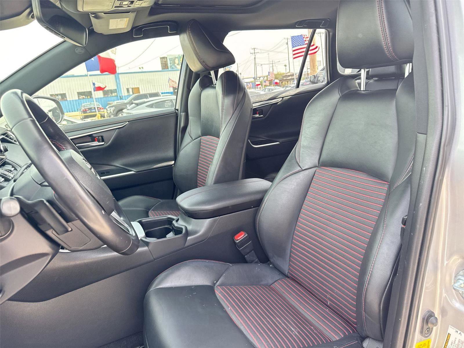 Used 2021 Toyota RAV4 XSE w/ Carpet Mat Package (TMS) image 14