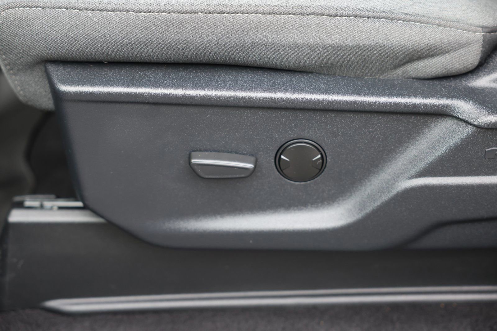 Certified 2024 Ford F150 XLT w/ FX4 Off-Road Package image 19