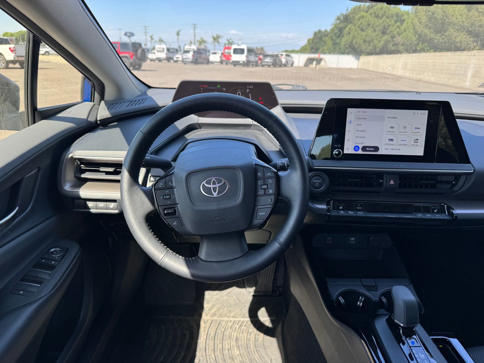 Used 2024 Toyota Prius XLE FWD image 16