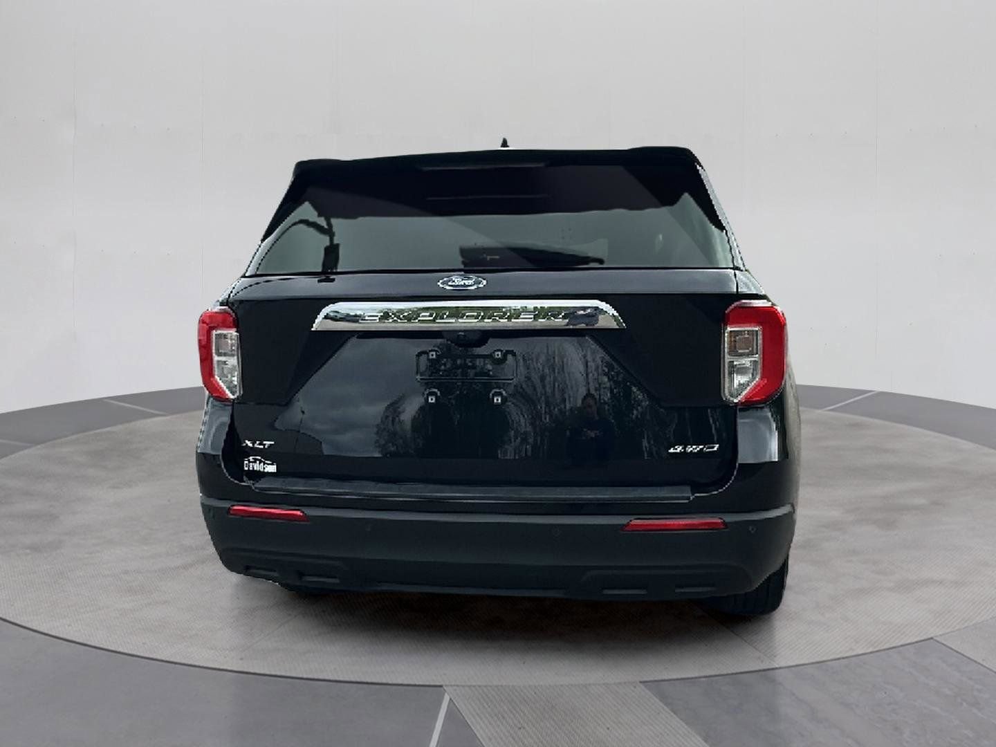 Certified 2022 Ford Explorer XLT image 5