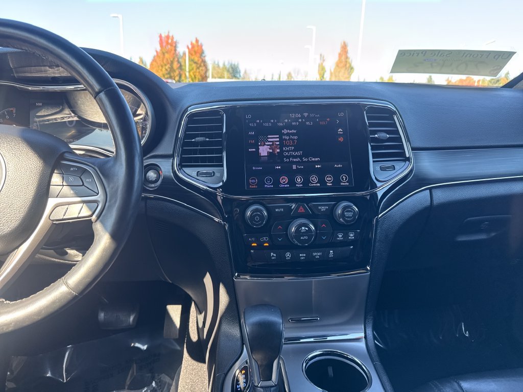 Used 2019 Jeep Grand Cherokee Limited AWD/4WD image 24