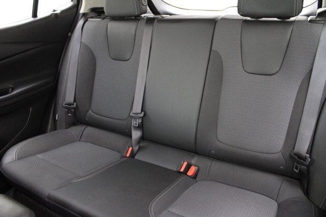 Used 2023 Buick Encore GX Preferred w/ Cold Weather Comfort Package FWD image 11