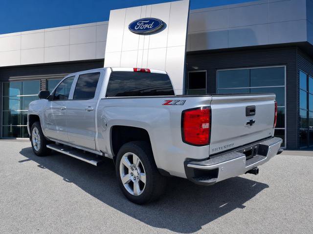 Used 2018 Chevrolet Silverado 1500 LT w/ All Star Edition AWD/4WD image 3