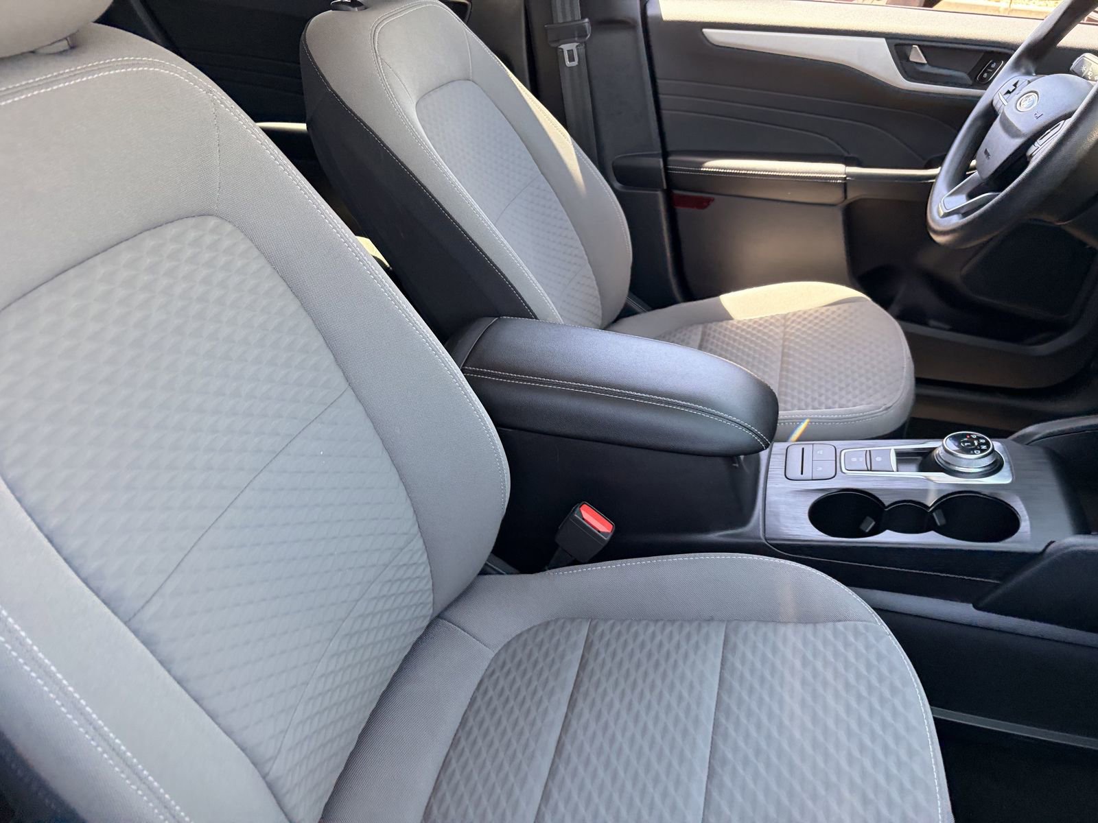Certified 2022 Ford Escape SE FWD image 10