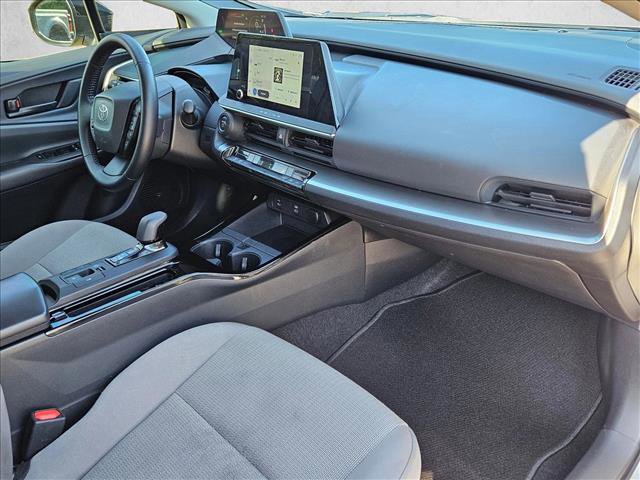 Used 2024 Toyota Prius LE FWD image 20