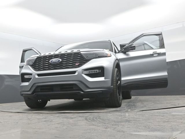 Certified 2023 Ford Explorer ST w/ Equipment Group 401A AWD/4WD image 32