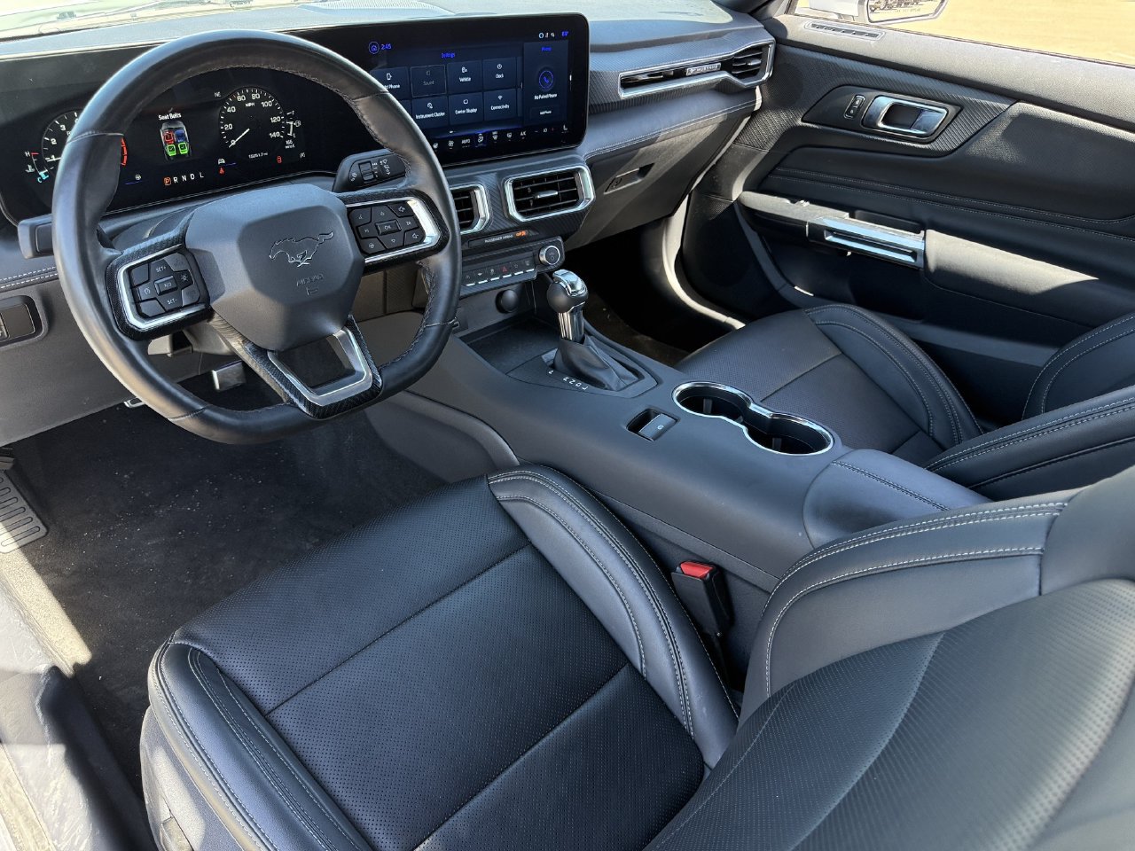 Certified 2025 Ford Mustang Premium RWD image 9