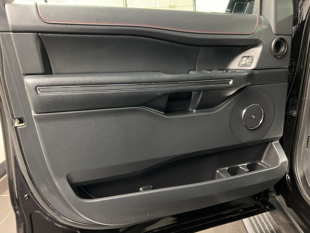 Certified 2022 Ford Expedition Max Limited image 28