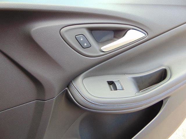 Used 2025 Buick Encore GX Sport Touring w/ Advanced Technology Package image 26