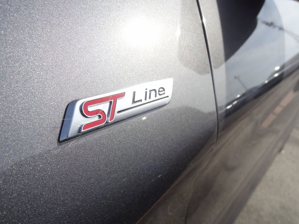 Certified 2025 Ford Explorer ST-Line AWD/4WD image 8
