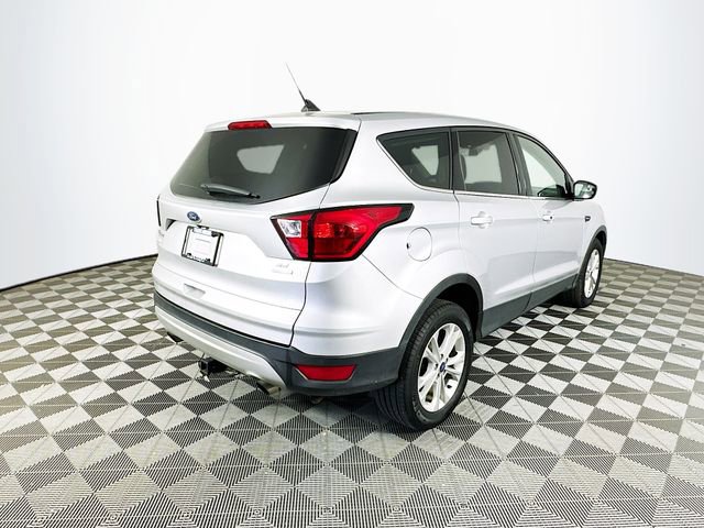 Certified 2019 Ford Escape SE FWD image 11