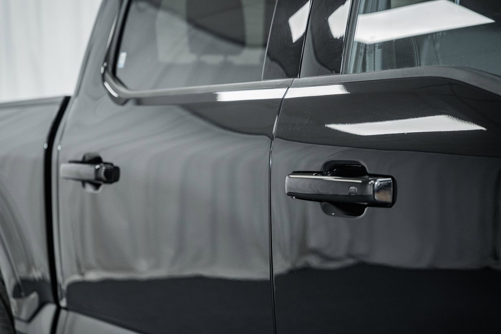 Certified 2023 Ford F150 Lariat w/ Equipment Group 502A High image 15