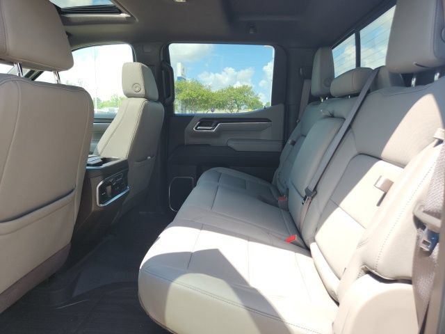 Used 2024 GMC Sierra 1500 SLT AWD/4WD image 15