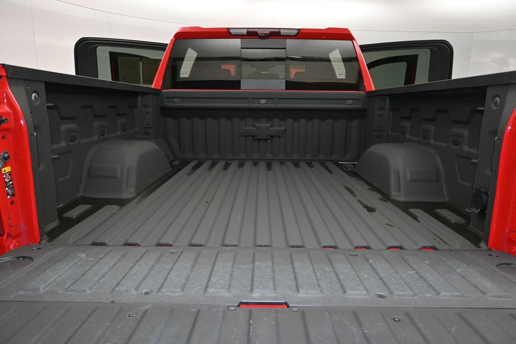 Used 2026 Chevrolet Silverado 1500 ZR2 AWD/4WD image 11