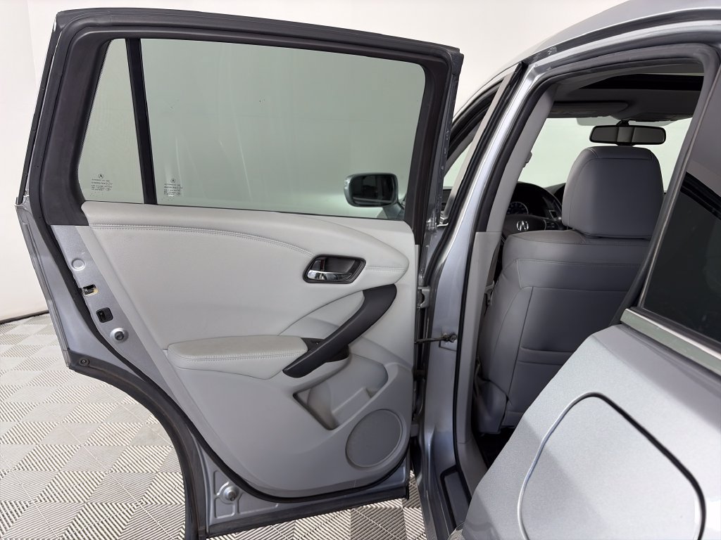 Used 2018 Acura RDX w/ Technology Package AWD/4WD image 12