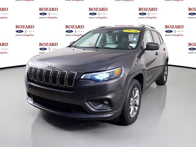 Used 2020 Jeep Cherokee Latitude Plus w/ Comfort/Convenience Group AWD/4WD image 4
