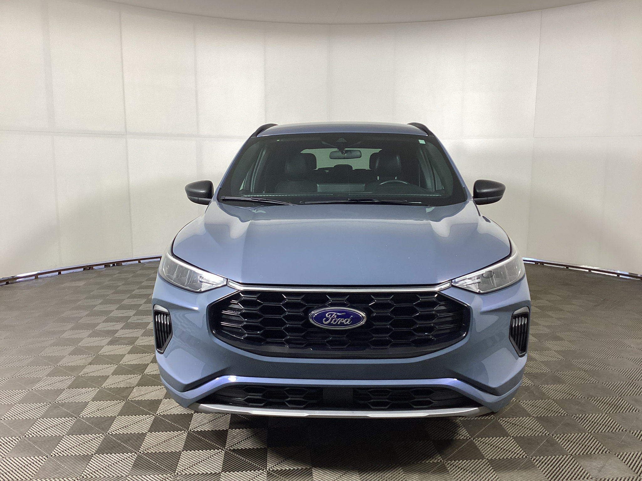 Certified 2023 Ford Escape ST-Line w/ Tech Pack #1 AWD/4WD image 6