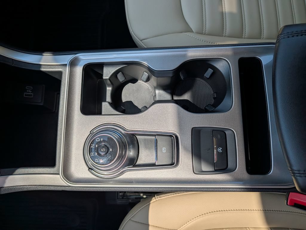 Certified 2024 Ford Edge SEL AWD/4WD image 14