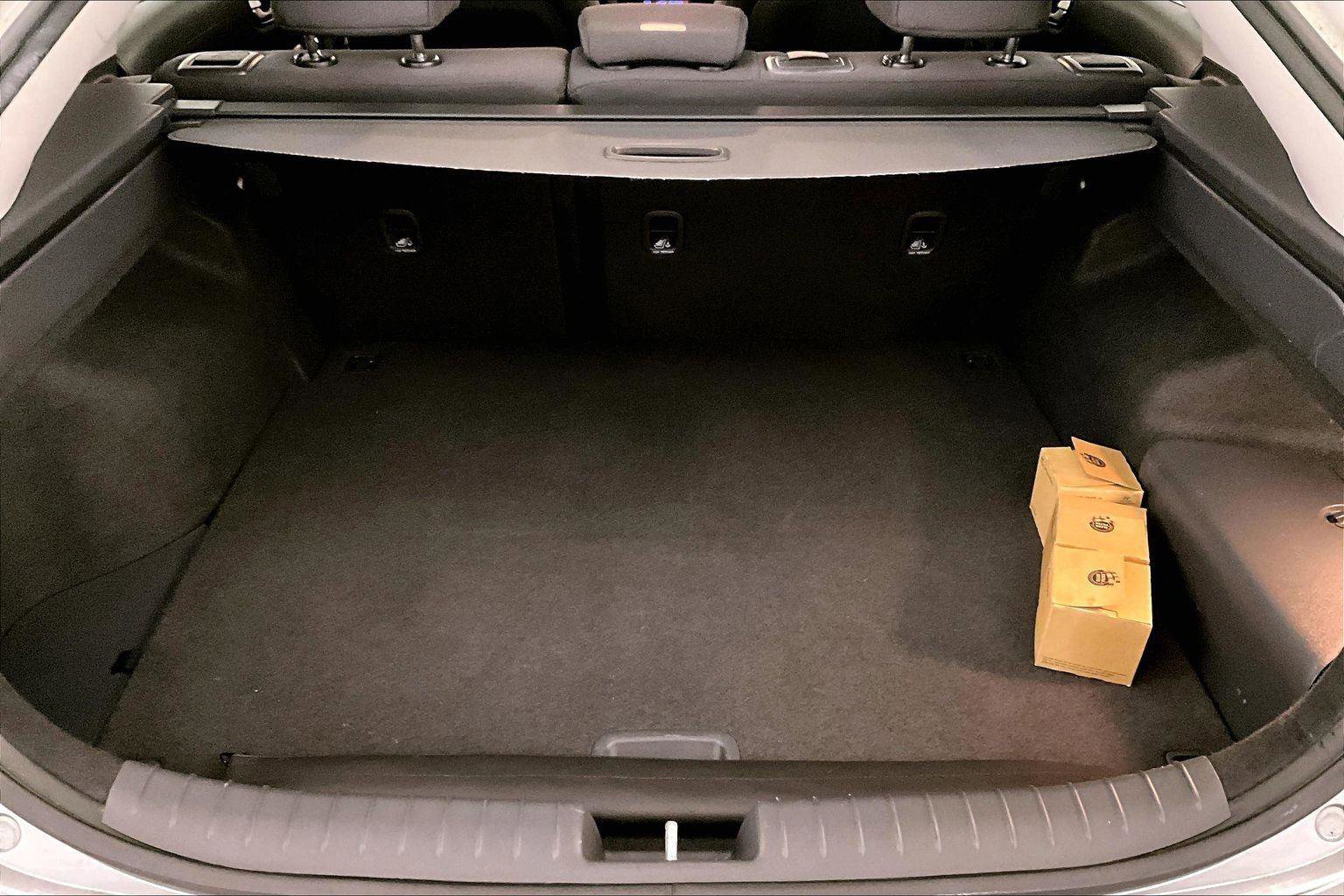 Used 2019 Hyundai Ioniq Plug-In Hybrid image 33