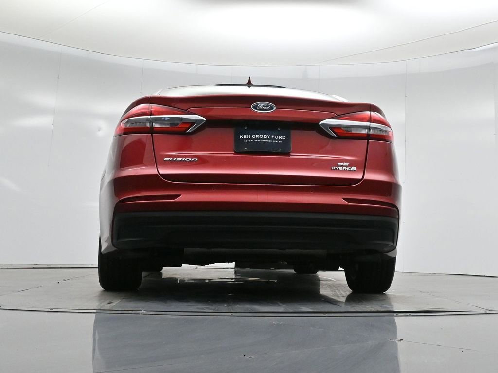Certified 2019 Ford Fusion SE image 15