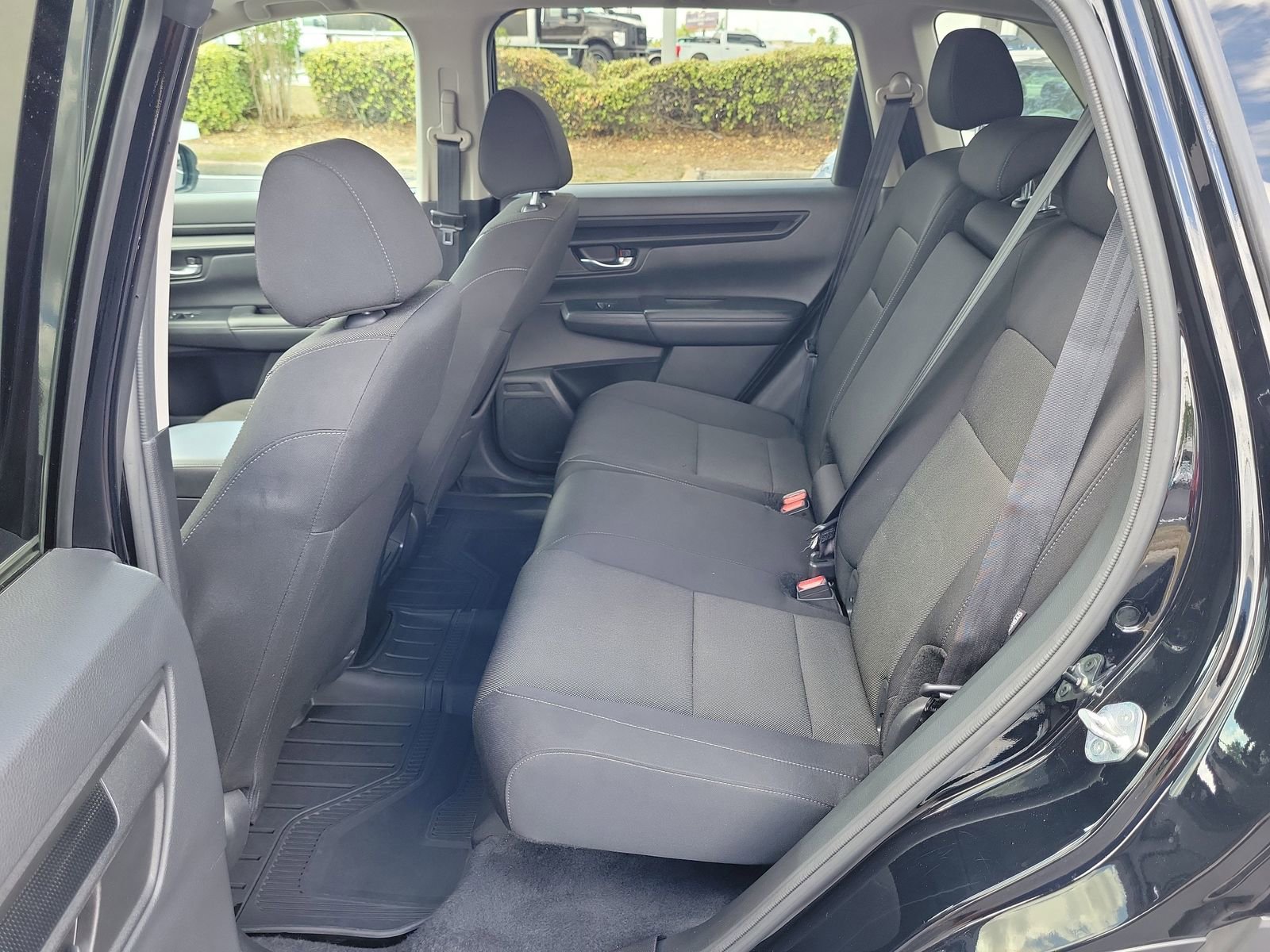 Used 2023 Honda CR-V EX image 10