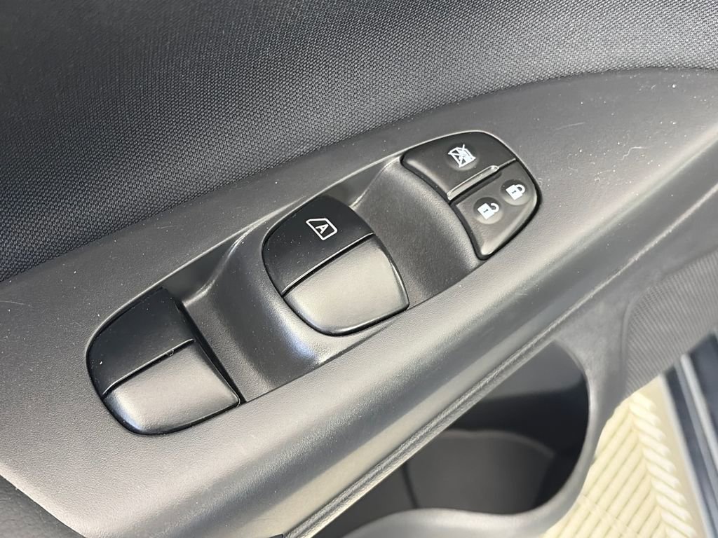 Used 2017 Nissan Sentra SV FWD image 25