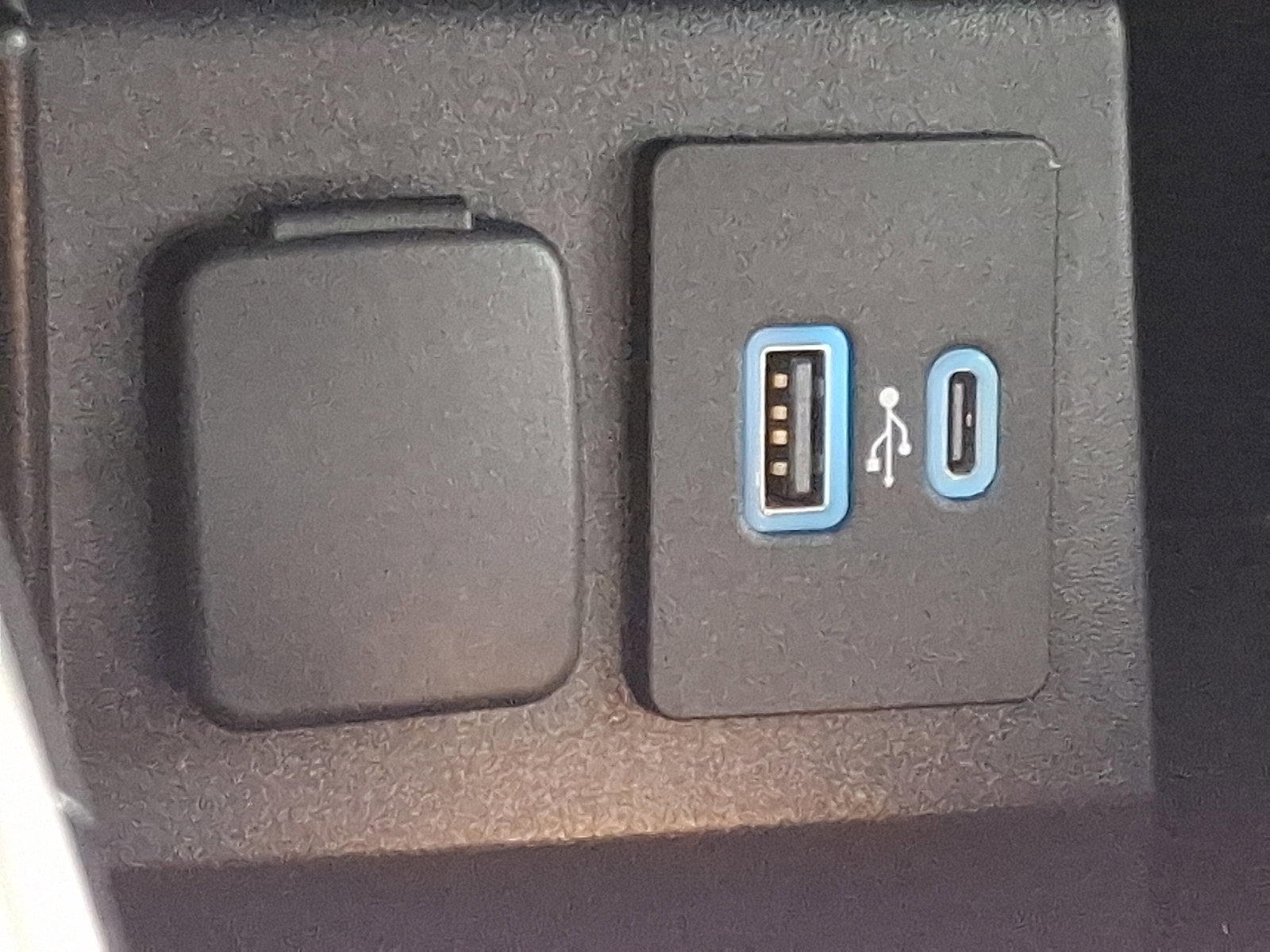 Certified 2021 Ford Explorer ST w/ Equipment Group 401A image 26