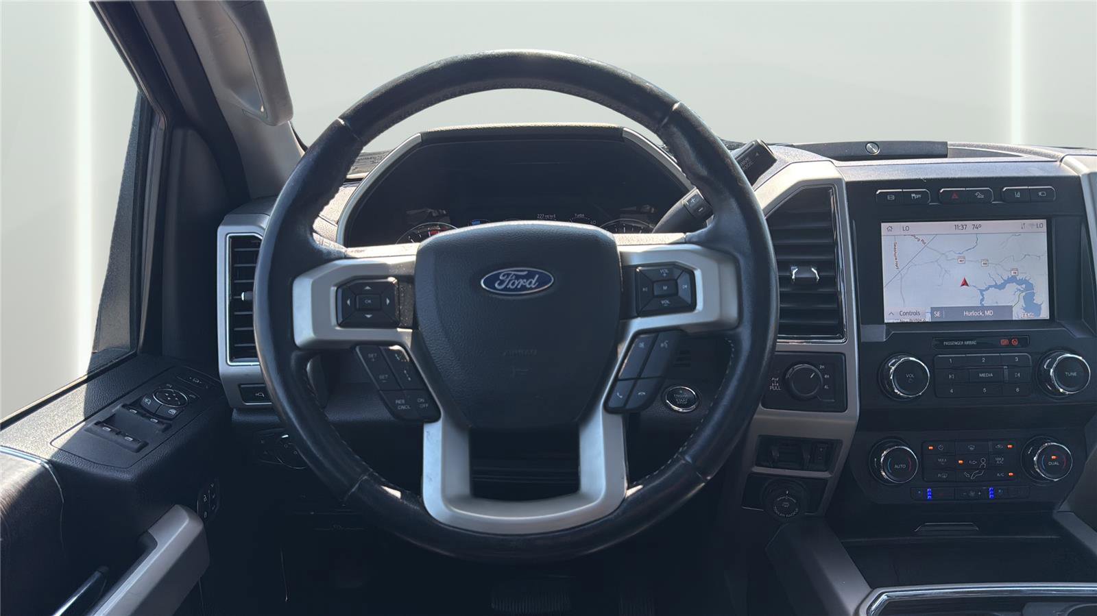 Certified 2021 Ford F250 Lariat AWD/4WD image 13