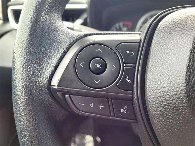 Used 2021 Toyota Corolla LE image 24